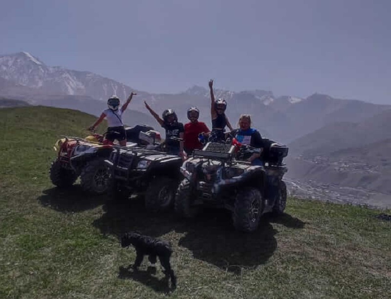 Катание на квадроциклах летом Катание на квадроциклах летом